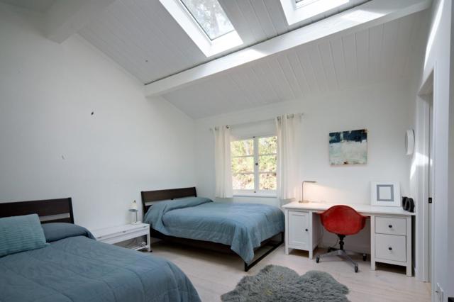 140 Terrace Way, Carmel Valley CA: https://media.crmls.org/mediaz/5fc0f96f-c2bd-4fed-a508-a92f3e764378.jpg