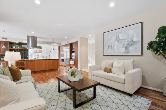 4745 Finchley Terrace, San Diego CA: https://media.crmls.org/mediaz/5fc100e6-9f0a-4526-9411-a07fae8cee31.jpg