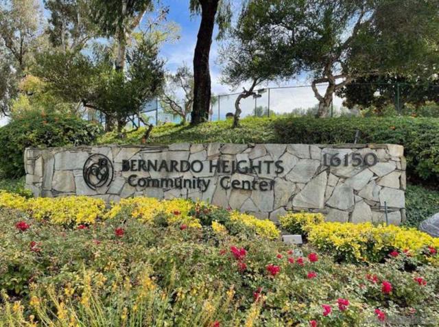 15852 Caminito Cercado, San Diego CA: https://media.crmls.org/mediaz/5fc1c73e-c393-4da9-bd18-d67ba6ab44cf.jpg