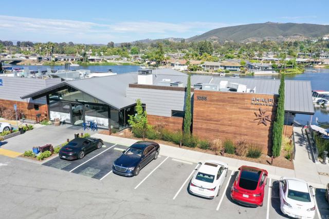 1523 Camino Linda Drive, San Marcos CA: https://media.crmls.org/mediaz/5fc261c0-ad95-4ec3-a084-eba900bebfa1.jpg