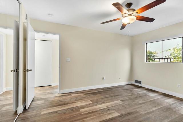 450 W Vermont Ave 105, Escondido CA: https://media.crmls.org/mediaz/5fc2b8a6-dd17-4582-b5fb-42bbeecac8f6.jpg