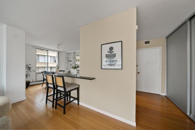 300 Davey Glen Road, Belmont CA: https://media.crmls.org/mediaz/5fc2e280-4eea-46c7-9ff5-9d7f864bb5a9.jpg