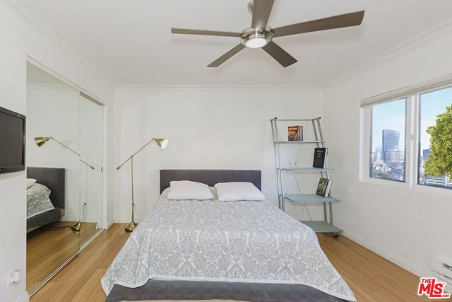 Drew Fenton | 1154 S Barrington Avenue Los Angeles CA | MLS: 7477446