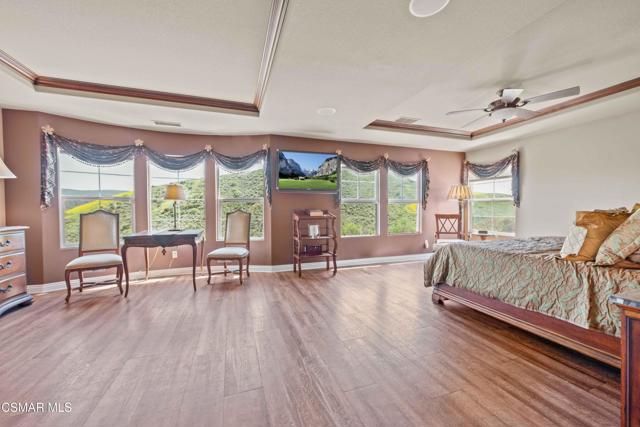 3194 Sunset Hills Boulevard, Thousand Oaks CA: https://media.crmls.org/mediaz/5fc5b7f3-d465-470b-ac14-c7f534bb2286.jpg