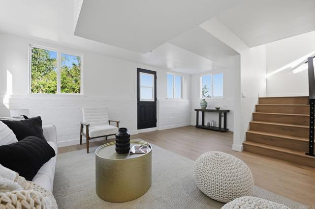 Detail Gallery Image 10 of 26 For 4880 Lantana Dr, San Diego,  CA 92105 - 2 Beds | 2 Baths