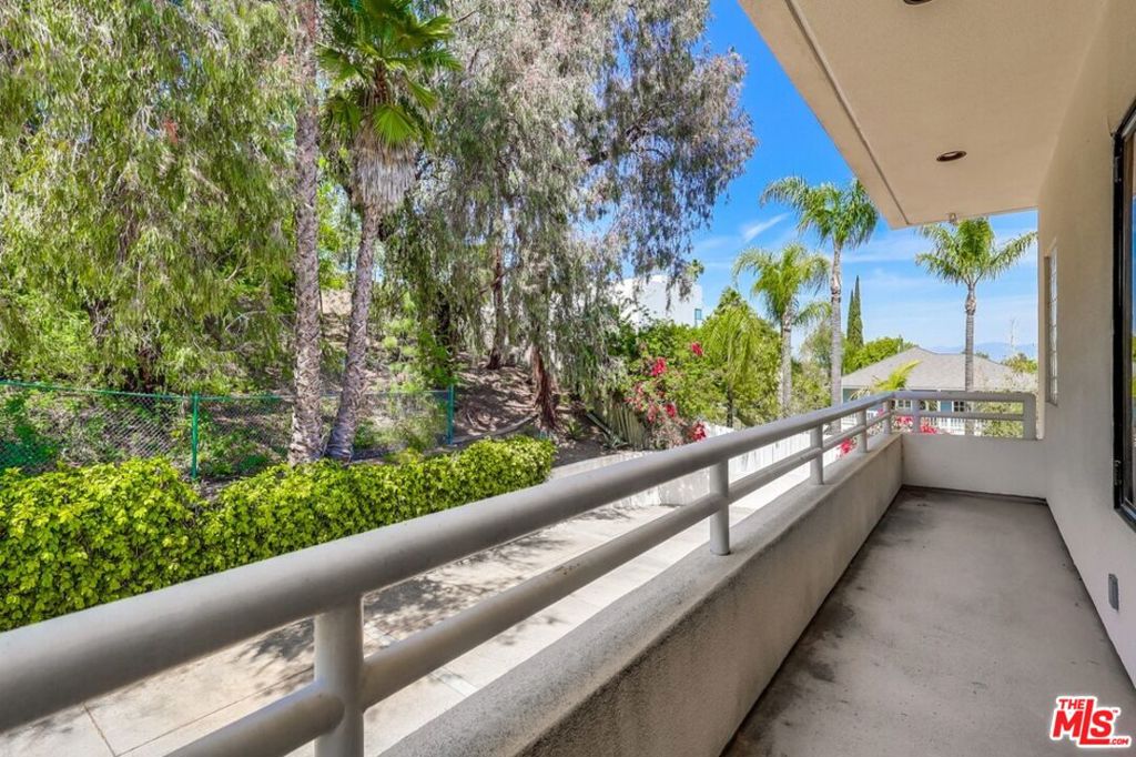 15656 Crownridge PlaceSherman Oaks img 46