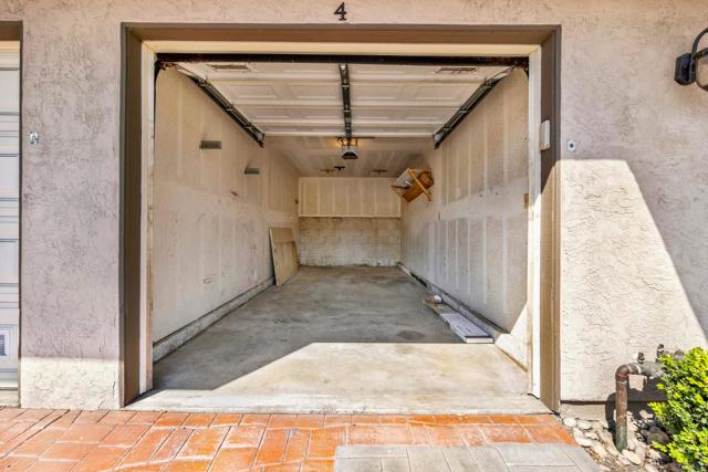 1122 Grape St, San Marcos CA: https://media.crmls.org/mediaz/5fc69745-ab94-44de-8a7f-c255cc49004c.jpg