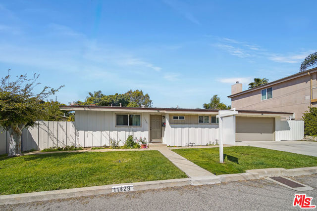 Image 3 for 11429 Mccune Ave, Los Angeles, CA 90066