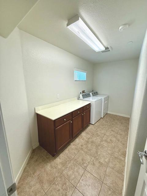 2726 Holly Street, San Pablo CA: https://media.crmls.org/mediaz/5fc85326-8fbf-4863-ac95-e9b8b152626d.jpg