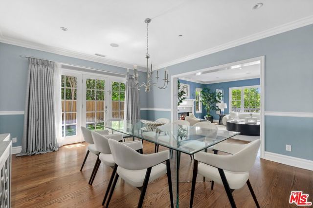 17710 Karen Drive, Encino CA: https://media.crmls.org/mediaz/5fc9b086-a1f2-4c3a-9af6-424ab3692970.jpg