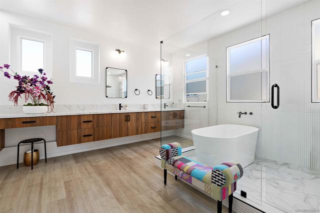 550 Echo Lane, San Marcos CA: https://media.crmls.org/mediaz/5fca9f27-9b65-429a-9f2f-4a3c2e188985.jpg