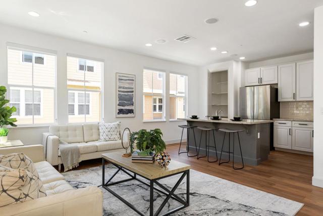 201 Keech Drive,  CA: https://media.crmls.org/mediaz/5fcae51e-ec6d-4942-964e-05e5b01e333e.jpg