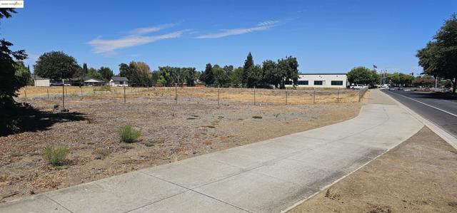 0 Sand Creek Road, Brentwood CA: https://media.crmls.org/mediaz/5fcb1198-ef2c-4412-9835-878cf9f6fd8a.jpg