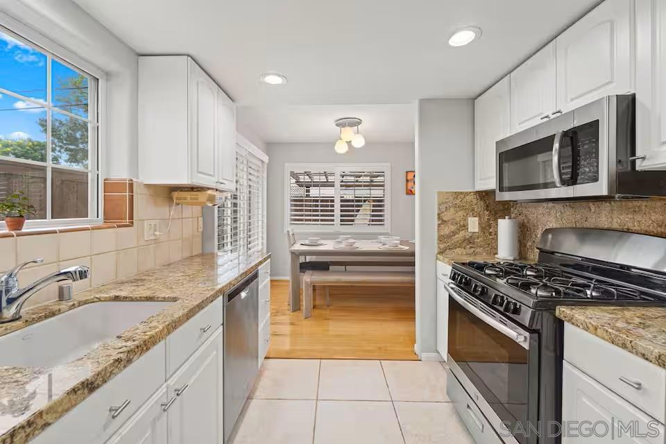 309 Lewis - photo 11