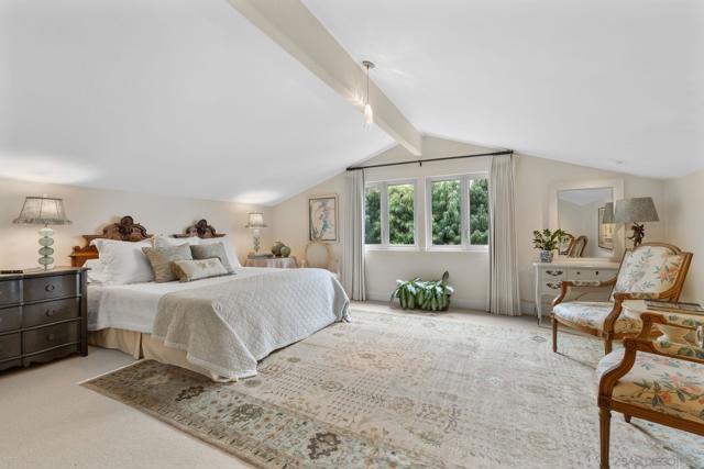2885 Caminito Merion, La Jolla CA: https://media.crmls.org/mediaz/5fcc7fc6-6746-44ba-b525-d72fbcbb7b97.jpg