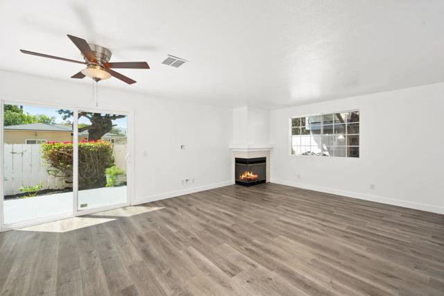368 G st, Chula Vista CA: https://media.crmls.org/mediaz/5fcc90bb-07d1-42da-9e45-3b28953f4c35.jpg