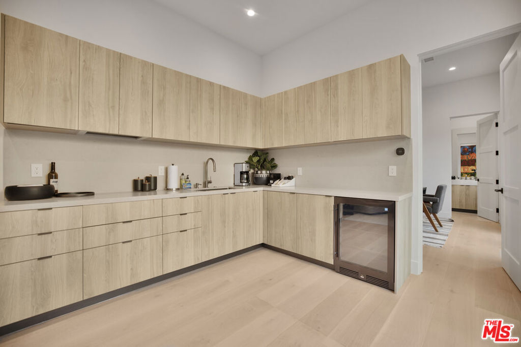 MLS #25619867 image #21