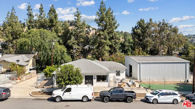 3710 Fletcher Drive, Los Angeles CA: https://media.crmls.org/mediaz/5fccb50d-8ea3-44bb-a9e3-4c672045b57d.jpg