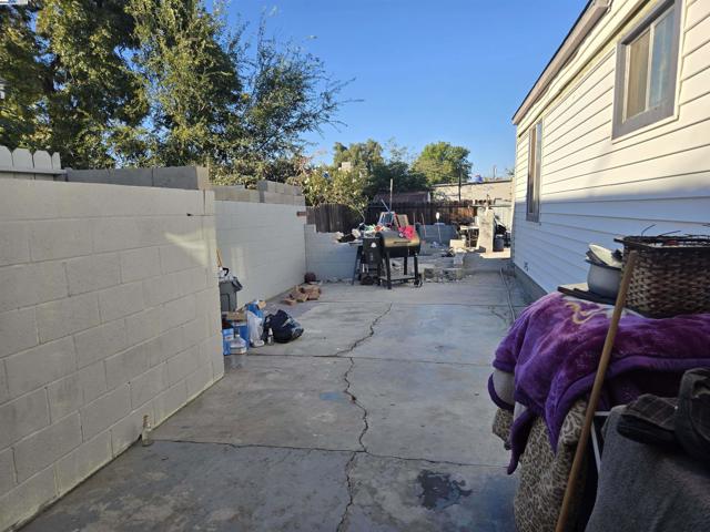 535 W Carlton Way, Tracy CA: https://media.crmls.org/mediaz/5fcce25e-cb4f-417c-90b6-2d9b26f924c9.jpg