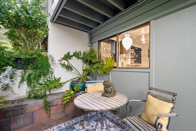 95 High Meadow Lane, Carmel CA: https://media.crmls.org/mediaz/5fcd8a43-ee2d-4263-a7f7-2949ab12b53b.jpg