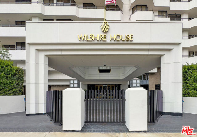 10601 Wilshire Boulevard, Los Angeles CA: https://media.crmls.org/mediaz/5fce1a1f-21d8-4cdb-9a06-6b974a0126f2.jpg