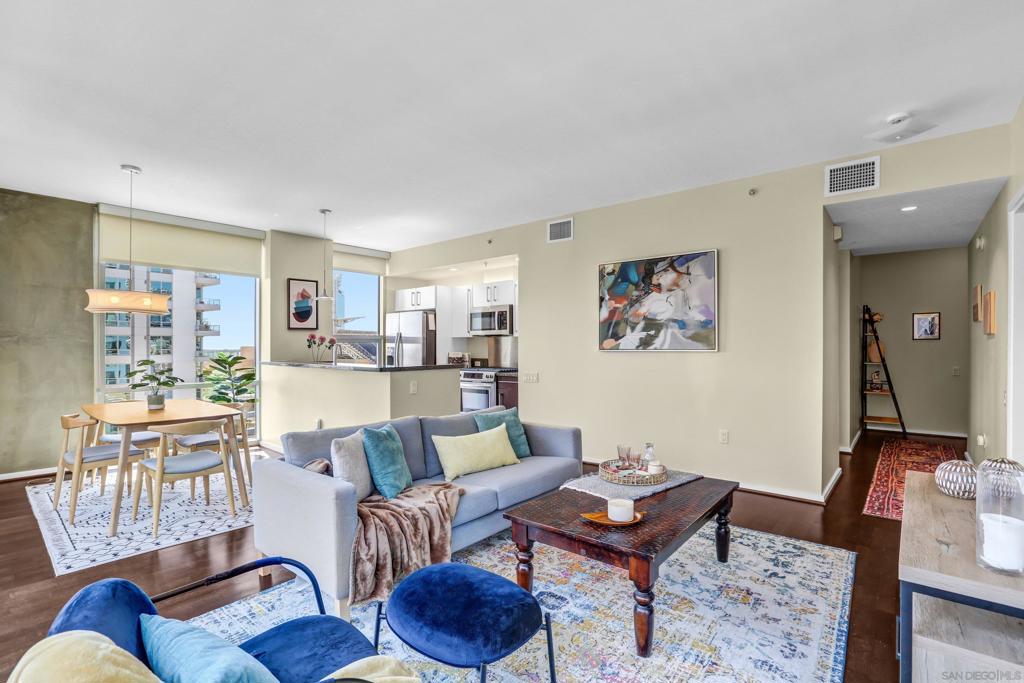 321 10th Ave - photo 8