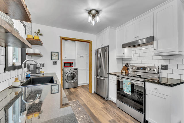 25440 Rim Rock Road, Idyllwild CA: https://media.crmls.org/mediaz/5fcfa1af-7e42-4cd0-82aa-f60546f85411.jpg