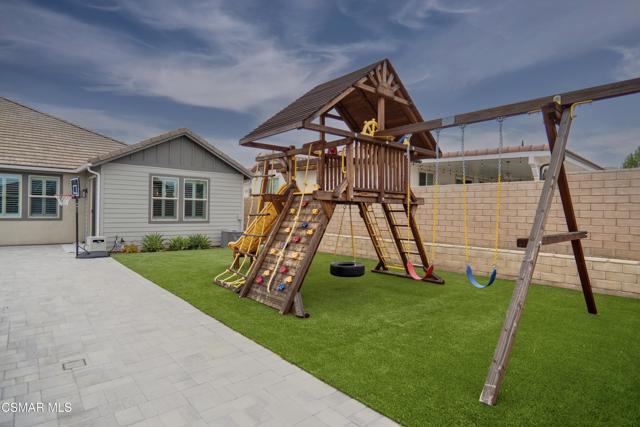 3262 Jacinto Court, Simi Valley CA: https://media.crmls.org/mediaz/5fd155c0-e445-4d0b-8658-eef2d3b87db1.jpg