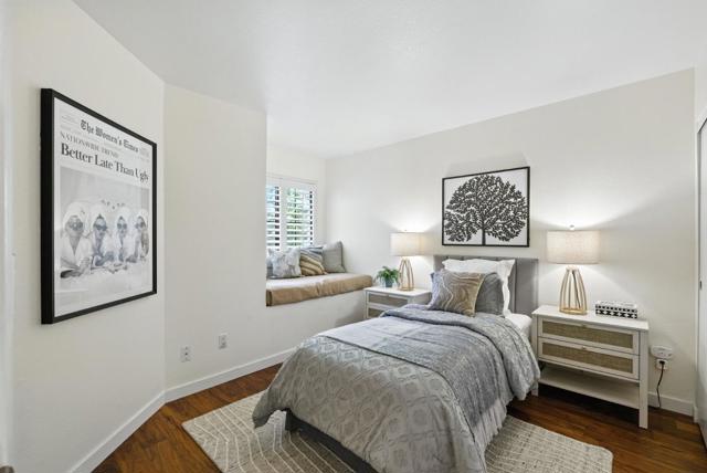 2074 Foxhall Loop, San Jose CA: https://media.crmls.org/mediaz/5fd1ebf9-fcee-4fb6-b0f8-e00a462048d7.jpg
