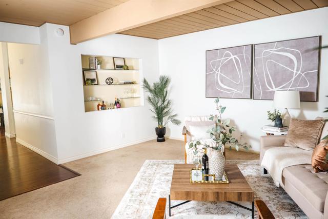 Detail Gallery Image 2 of 22 For 5283 Chollas Pkwy, San Diego,  CA 92105 - 4 Beds | 2/1 Baths