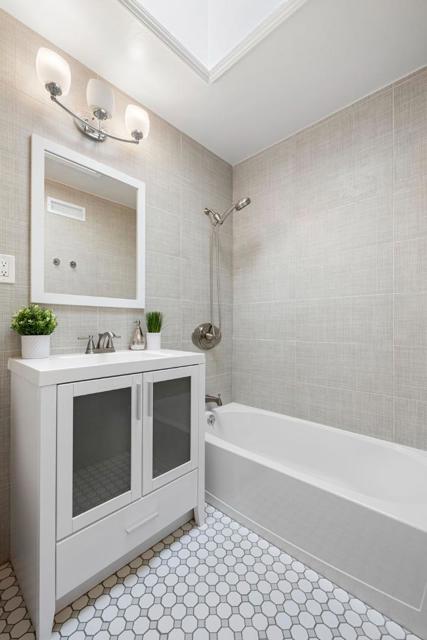 751 Skyline Drive, Daly City CA: https://media.crmls.org/mediaz/5fd3d6b2-fcc4-4315-9f18-bd9f215021b2.jpg