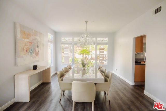 3620 Patrick Henry Place, Agoura Hills CA: https://media.crmls.org/mediaz/5fd3de3c-4068-4827-a6b6-3a6fa8a066b9.jpg