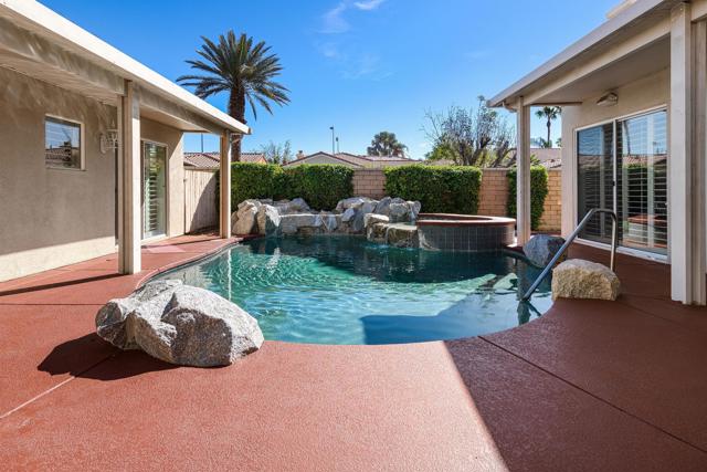 77 Clavel Court, Palm Desert CA: https://media.crmls.org/mediaz/5fd449aa-83f0-4690-a73a-d9e93342ada2.jpg