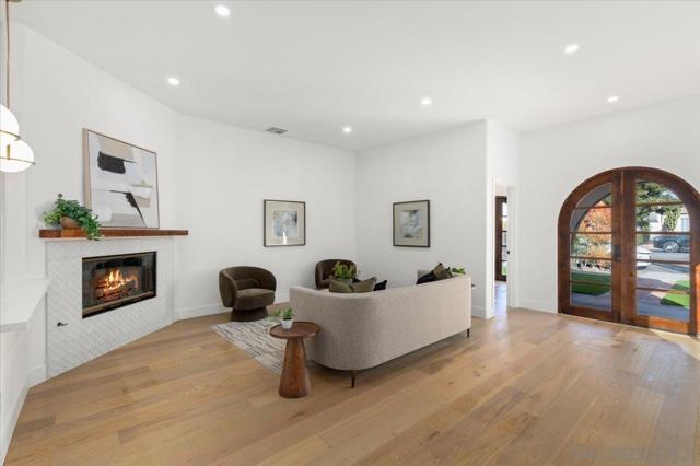 Details for 1209 Lincoln Ave, San Diego, CA 92103