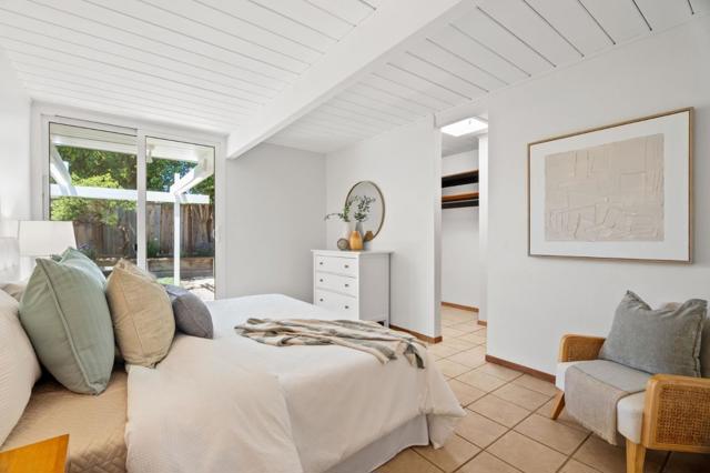 858 Cornwall Court, Sunnyvale CA: https://media.crmls.org/mediaz/5fd53da5-8690-43c7-8321-b65605277db5.jpg