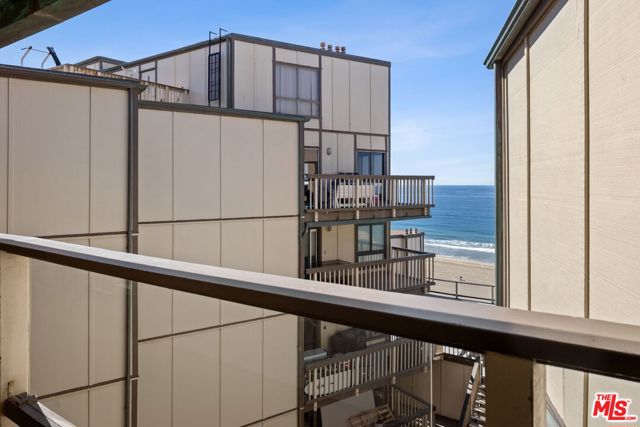 625 Esplanade, Redondo Beach, California 90277, 3 Bedrooms Bedrooms, ,2 BathroomsBathrooms,Residential,Sold,Esplanade,25606497 625 Esplanade, Redondo Beach, California 90277, 3 Bedrooms Bedrooms, ,2 BathroomsBathrooms,Residential,Sold,Esplanade,25606497