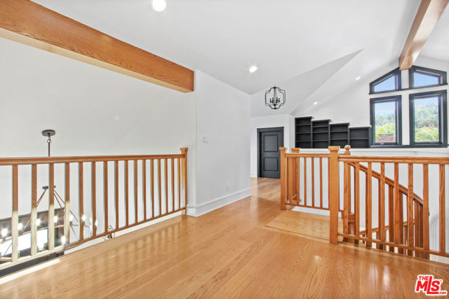 3553 Cody Road, Sherman Oaks CA: https://media.crmls.org/mediaz/5fd61351-9a2b-4a28-b60c-2d85a38fc06c.jpg