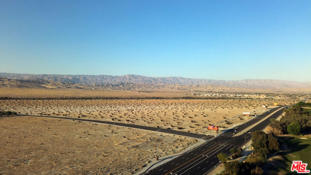 0 Ramon Rd, Rancho Mirage CA: https://media.crmls.org/mediaz/5fd63e7e-961a-4584-a830-7aba9b60f750.jpg