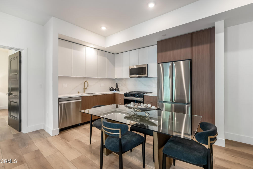 MLS #P1-25245 image #7