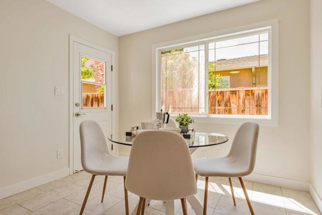 836 Peach Avenue, Sunnyvale CA: https://media.crmls.org/mediaz/5fd677ab-1887-4c4d-9f82-5e9f6dc6c993.jpg