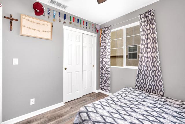 2357 N Rock Creek Drive, Los Banos CA: https://media.crmls.org/mediaz/5fd680f8-3e00-4661-a283-92923e3b801a.jpg