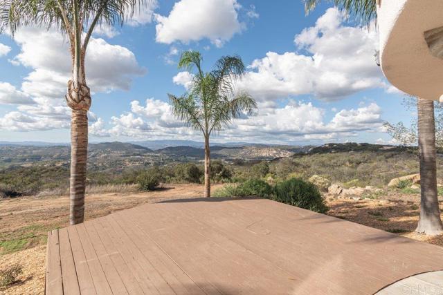 Detail Gallery Image 50 of 66 For 1810 via Ladera, Fallbrook,  CA 92028 - 3 Beds | 2/1 Baths