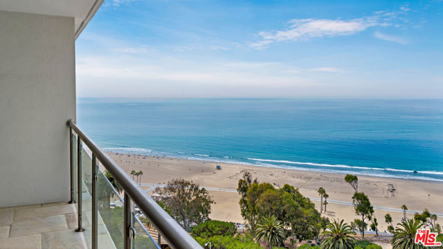 201 Ocean Avenue, Santa Monica, California 90402, 1 Bedroom Bedrooms, ,1 BathroomBathrooms,Condominium,For Sale,Ocean,24433033