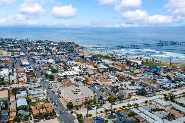 5015 Cape May Ave, San Diego CA: https://media.crmls.org/mediaz/5fd6fa90-2205-4e2b-8be2-ce537abf046e.jpg