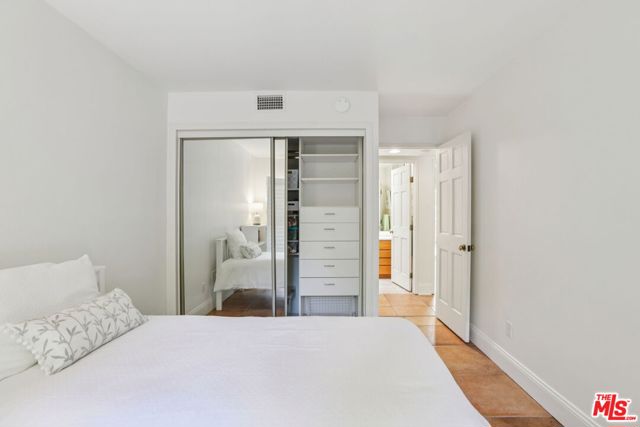 4400 Yorkfield Court photo 18