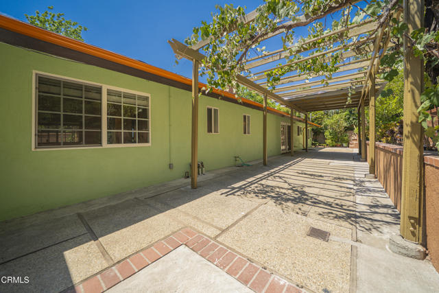 3553 Pontiac Street, La Crescenta CA: https://media.crmls.org/mediaz/5fd932bd-6e1b-47e9-94c0-b8171df56b8b.jpg