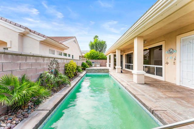 37159 Turnberry Isle Drive, Palm Desert CA: https://media.crmls.org/mediaz/5fd952c9-eed9-4859-9d64-73a69ed9bf24.jpg