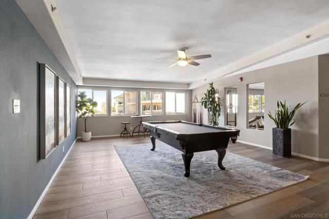 1021 Scott Street, San Diego CA: https://media.crmls.org/mediaz/5fd987f4-b8aa-4c00-84e9-3b5825822c0d.jpg