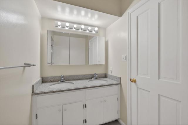 746 Jacaranda Circle, Hillsborough CA: https://media.crmls.org/mediaz/5fd99abe-fba1-4526-a224-12af7ae25d35.jpg