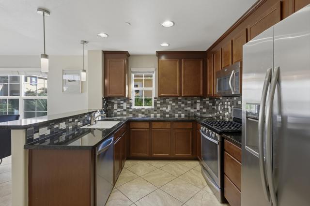 80049 Silver Sage Lane, La Quinta CA: https://media.crmls.org/mediaz/5fda2075-24f2-4d8b-9556-f9cfee06b60a.jpg